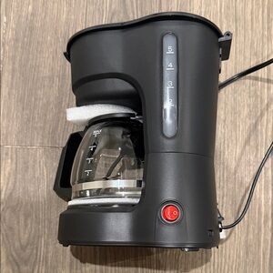 Black Coffee Maker with Glass Carafe